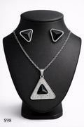 Juego Acero triangular piedras negras