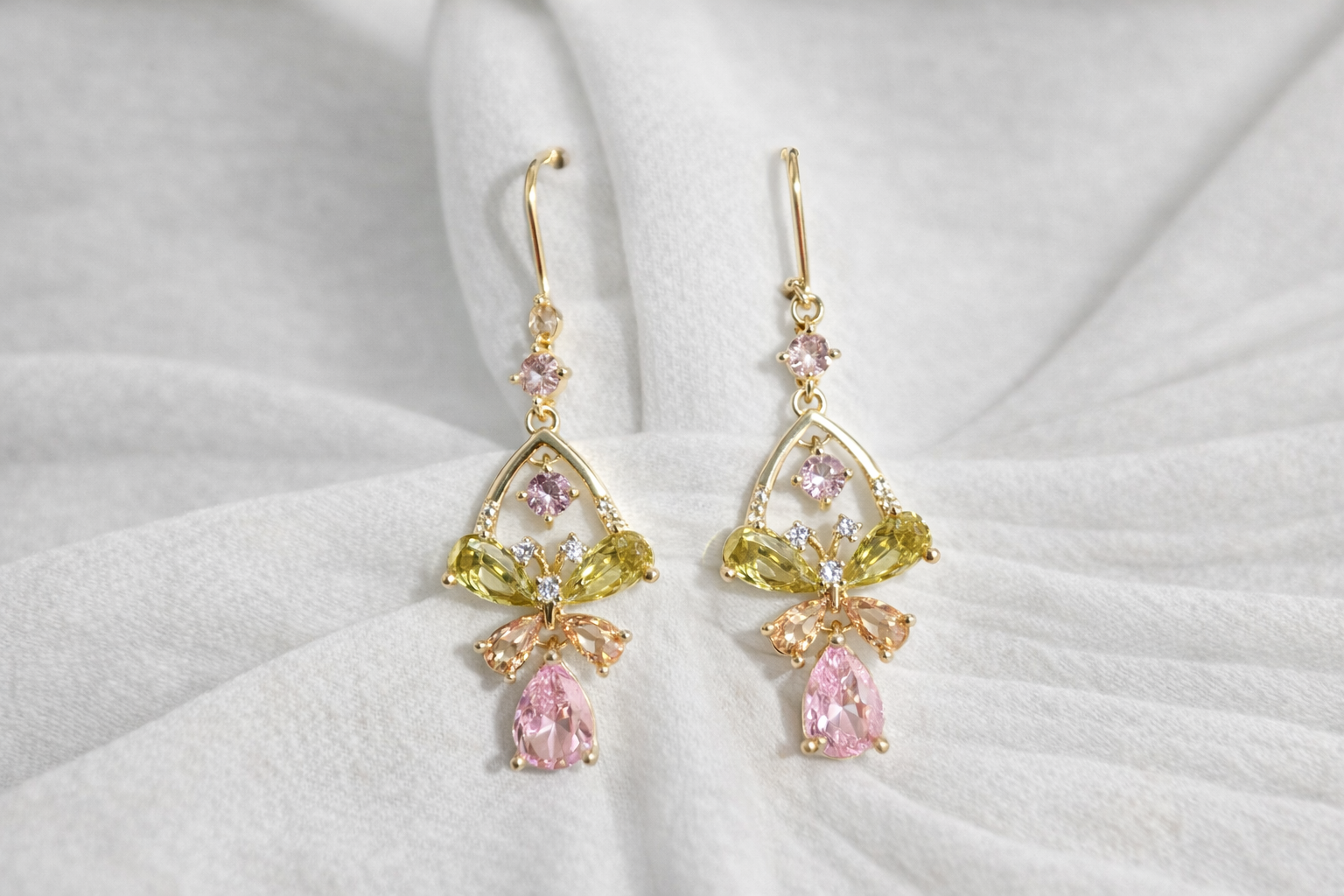 Arete Oro Laminado Moño Piedras y Colgante